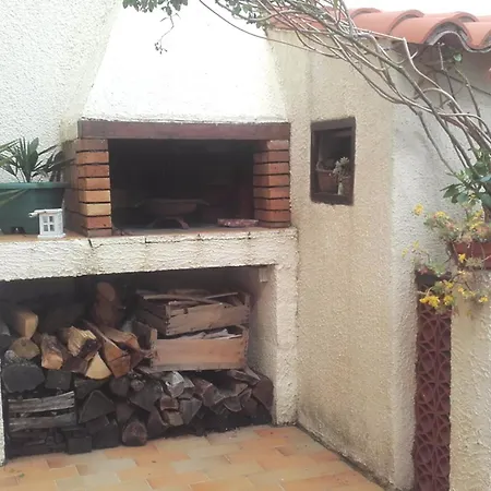 Maison Charmante A Sainte-marie Avec Grand Jardin Feriehus *