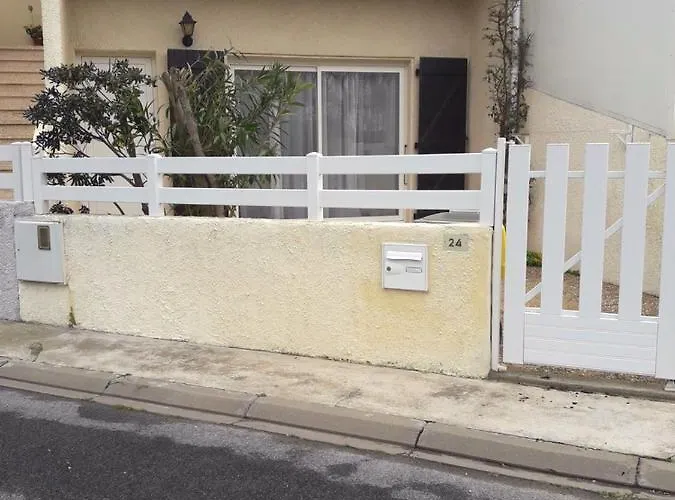 Maison Charmante A Sainte-marie Avec Grand Jardin Σπίτι διακοπών Σαιντ-Μαρί-ντε-λα-Μερ