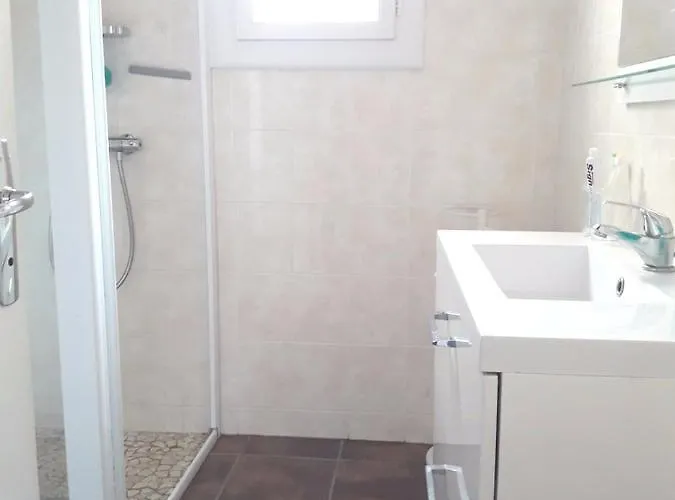 Maison Charmante A Sainte-marie Avec Grand Jardin Σπίτι διακοπών *